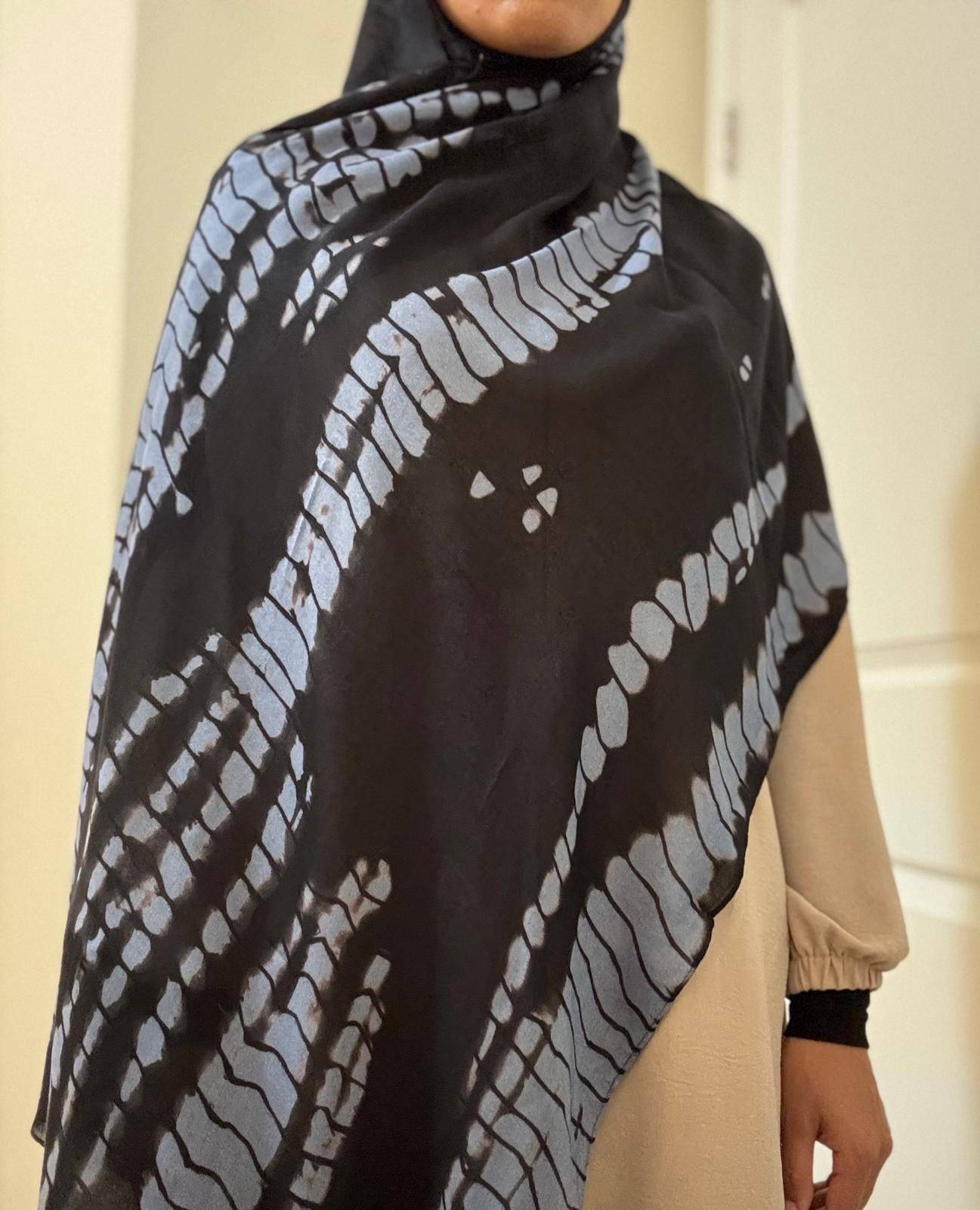 Vela printed modal