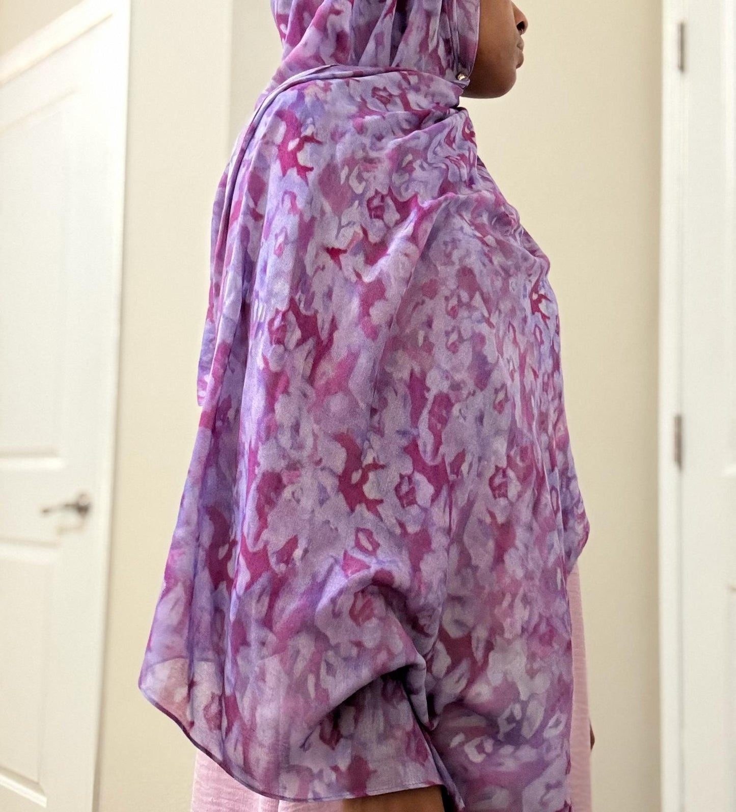 Vela printed modal