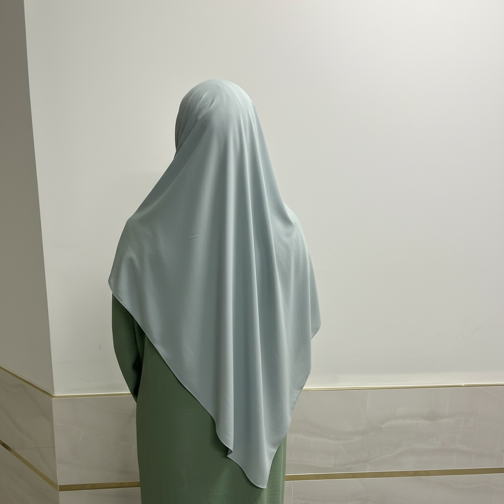 Plain modal with matching undercap